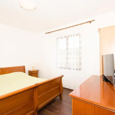 Rose Guest house 2*
