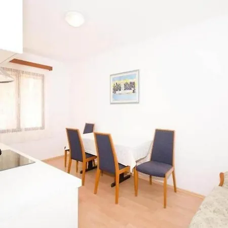 Guest house Rose 2*
