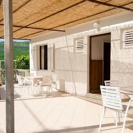 Rose Guest house 2*
