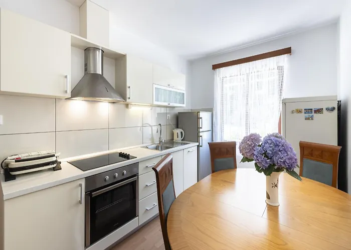 Gostinjska kuća Rose 2*