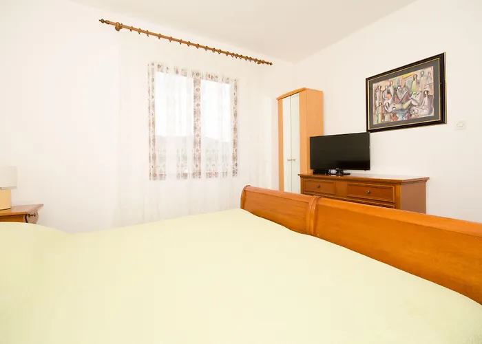 Gostinjska kuća Rose Molunat